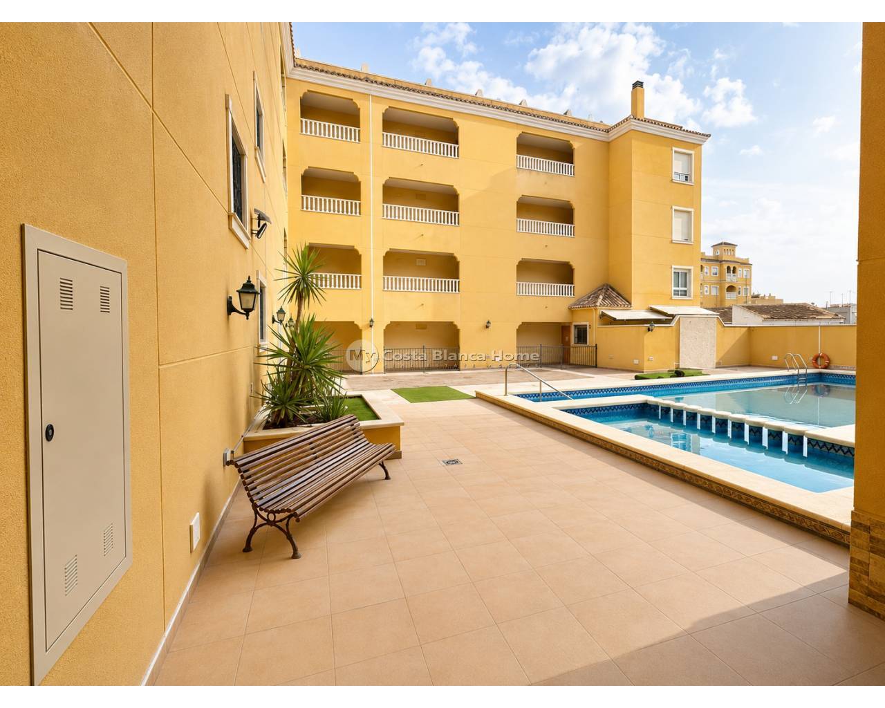 Apartment - Resale - Almoradí - Almoradi