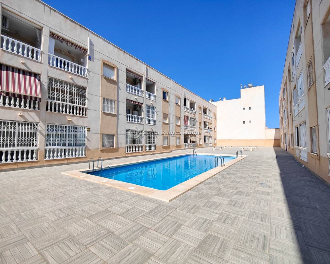 Apartment - Resale - Torrevieja - Torrevieja - Centre