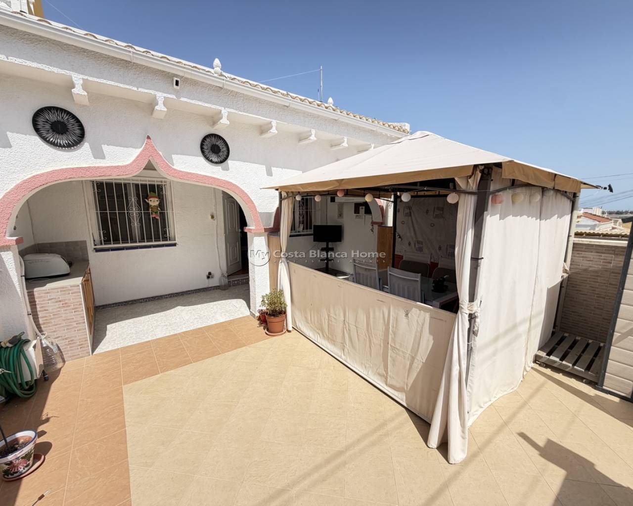 Bungalow - Resale - San Miguel de Salinas - San Miguel - Town