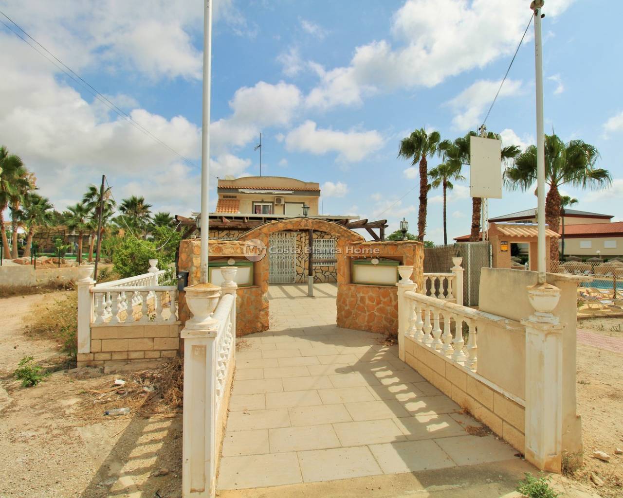 Commercial Property - Resale - Villamartin - Villamartin