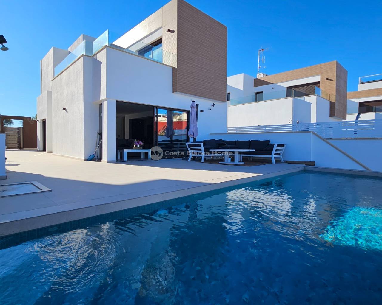 Detached Villa - Resale - Algorfa - Algorfa