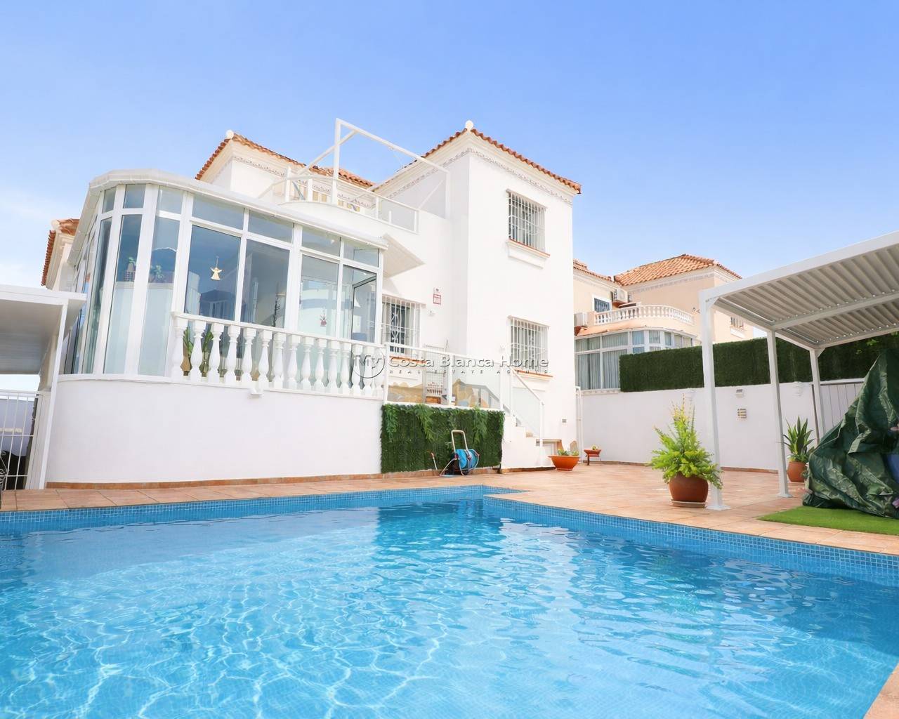 Detached Villa - Resale - Orihuela Costa - Villamartin