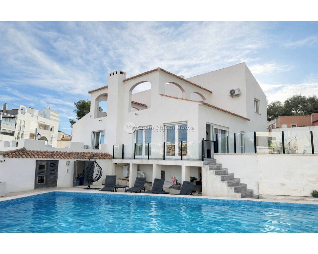 Detached Villa - Resale - Orihuela Costa - Villamartin