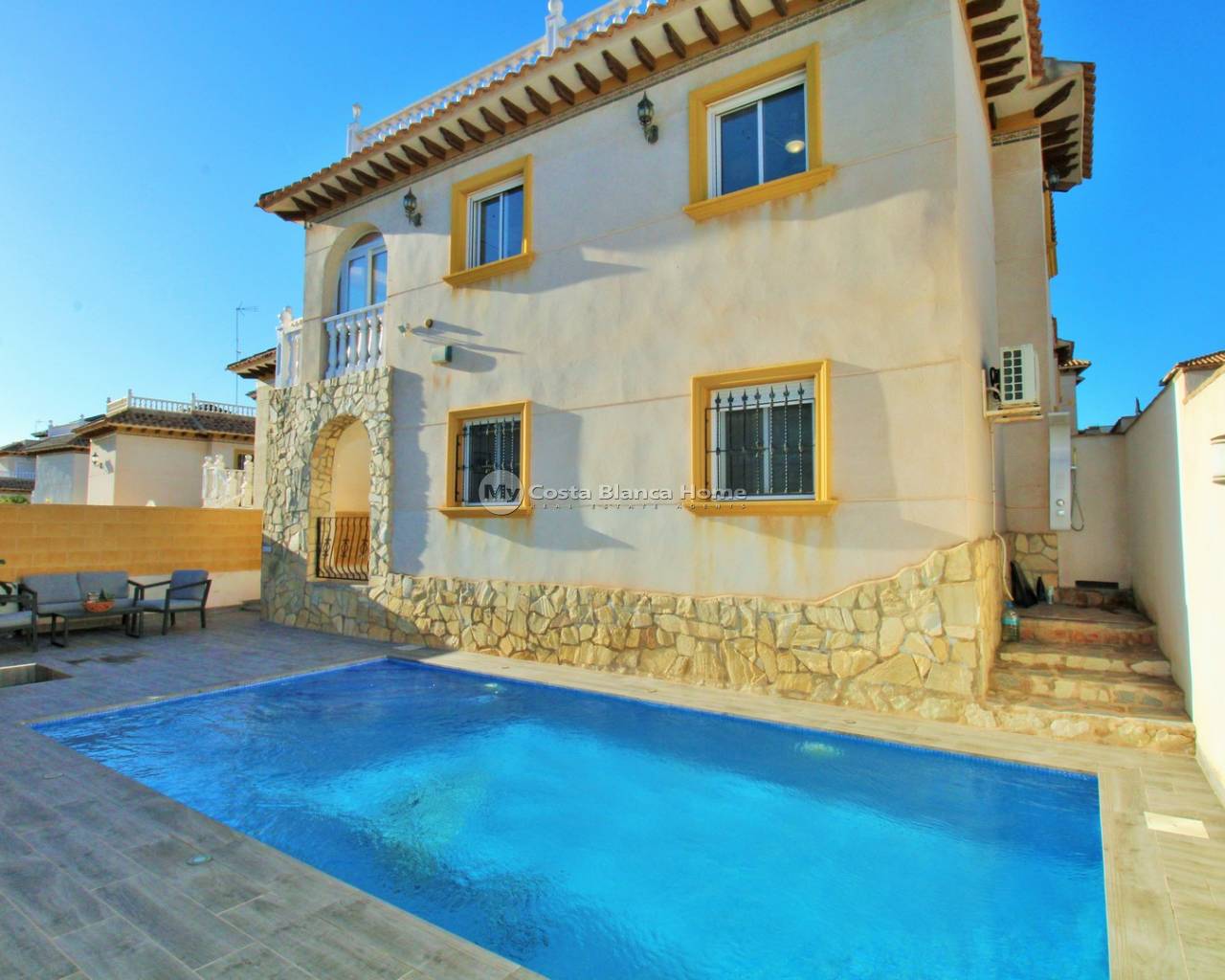 Detached Villa - Resale - Playa Flamenca - Playa Flamenca