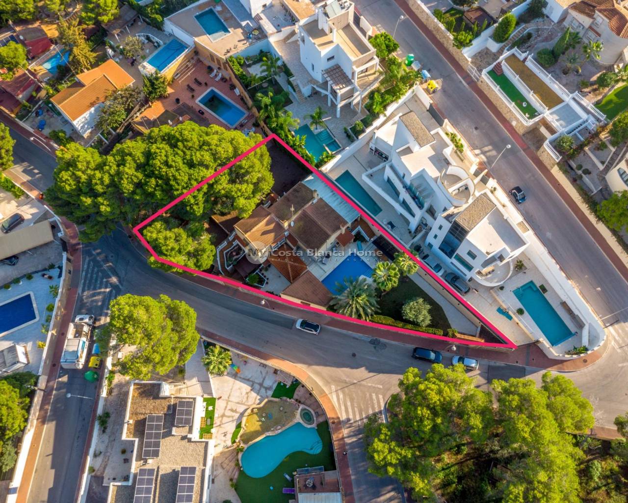 Detached Villa - Resale - Torrevieja - CS1-59250