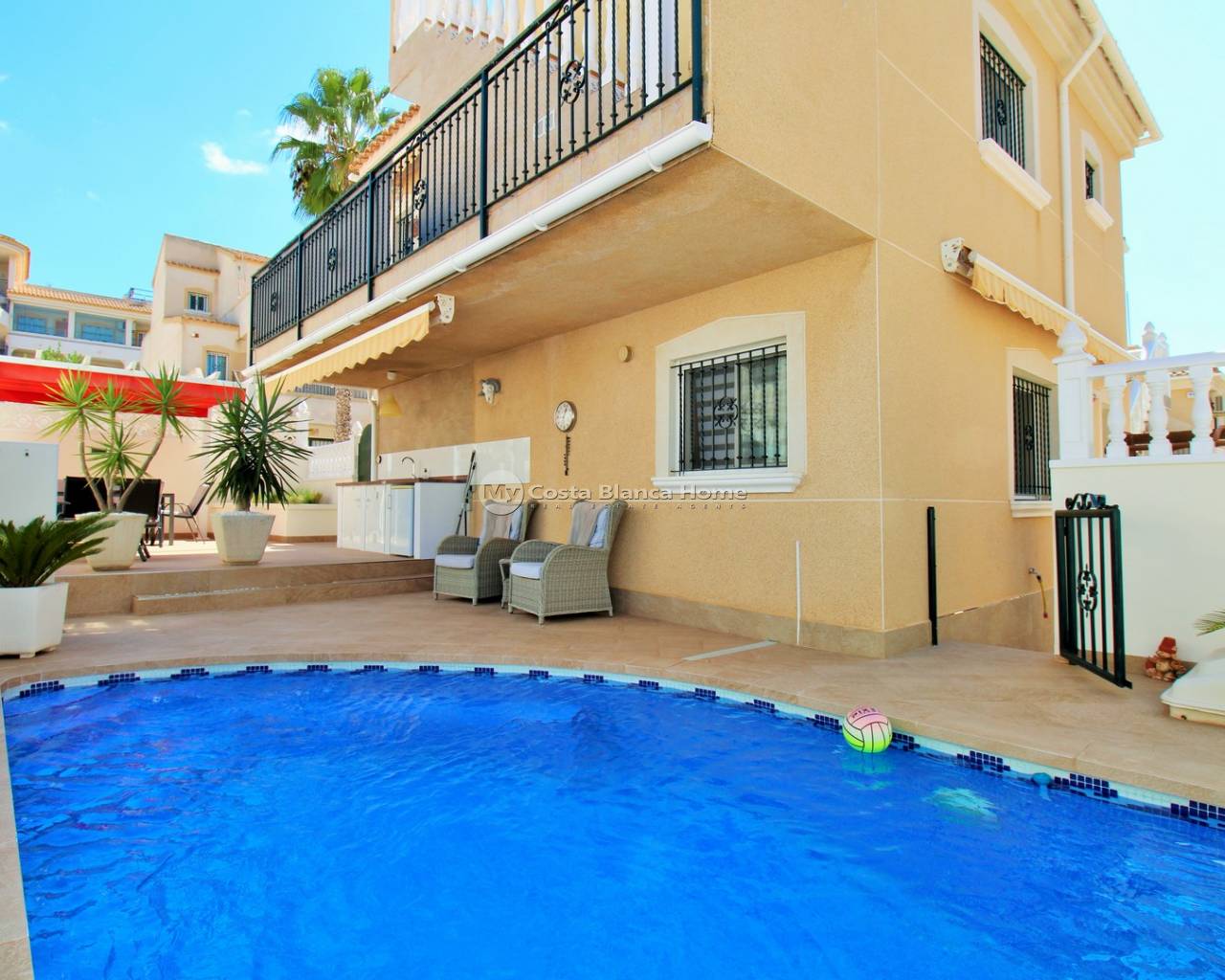 Detached Villa - Resale - Villamartin - Villamartin