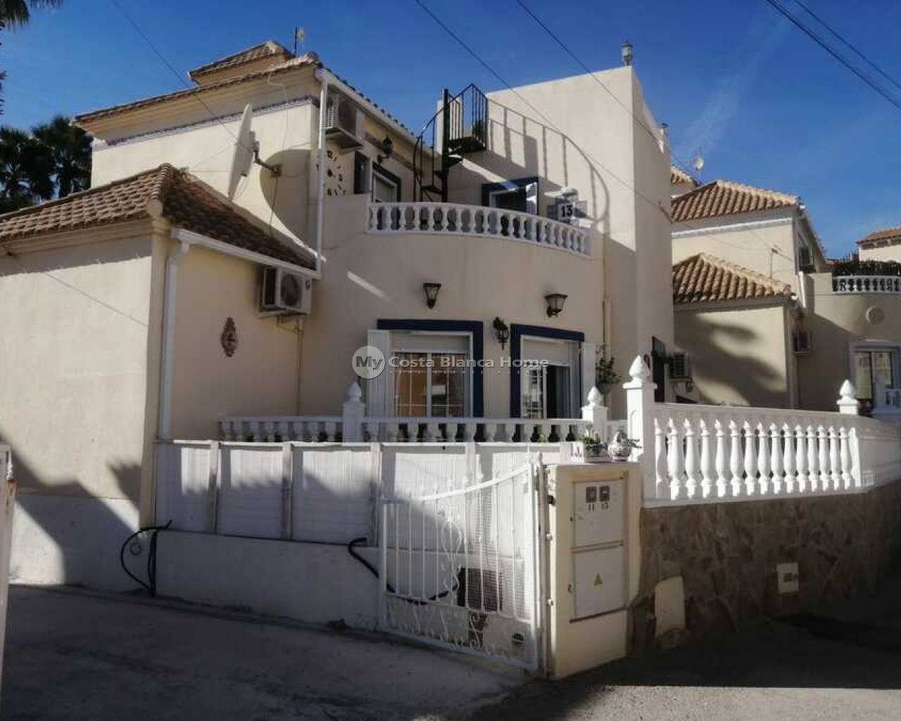 Detached Villa - Resale - Villamartin - Villamartin