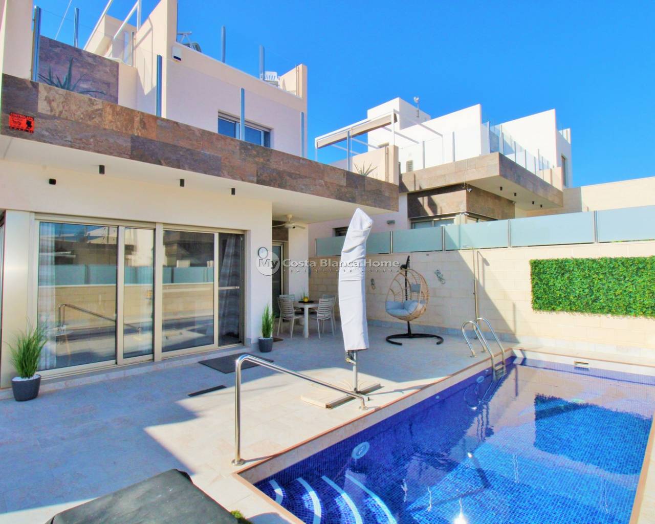 Detached Villa - Resale - Villamartin - Villamartin