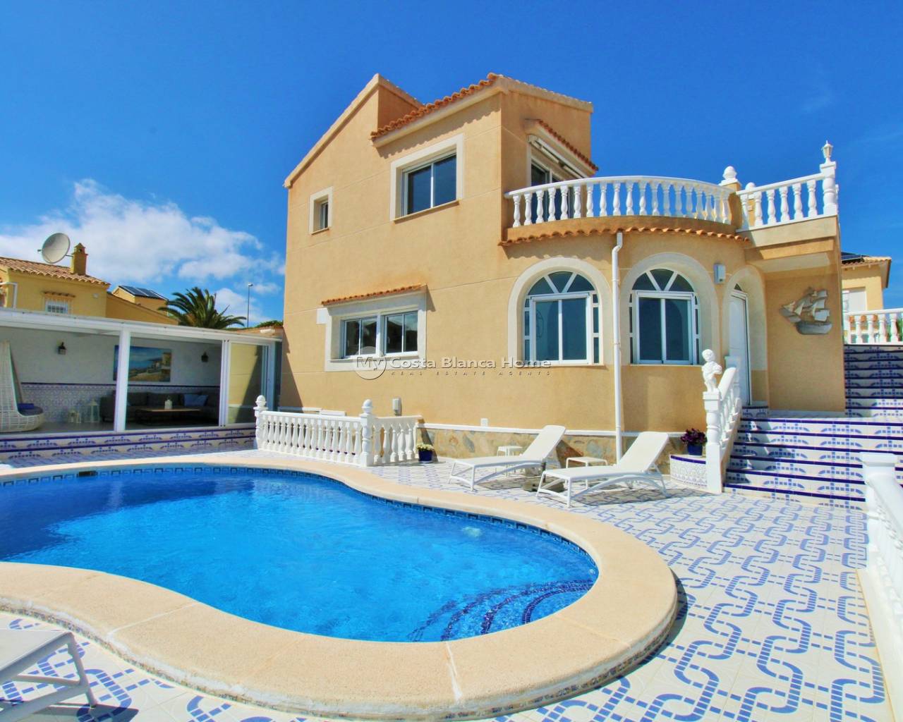 Detached Villa - Resale - Villamartin - Villamartin