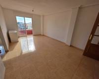 Resale - Apartment - Almoradi - Centro