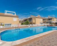 Resale - Apartment - Torrevieja - Aguas Nuevas