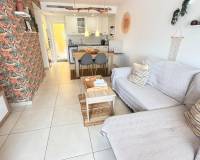 Resale - Apartment - Torrevieja - Aguas Nuevas
