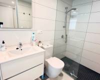 Resale - Apartment - Torrevieja - Aguas Nuevas