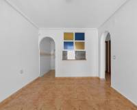 Resale - Apartment - Torrevieja - Altos del Limonar