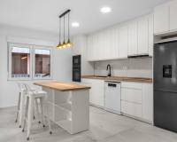 Resale - Apartment - Torrevieja - Playa del Acequión