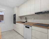 Resale - Apartment - Torrevieja - Playa del Acequión