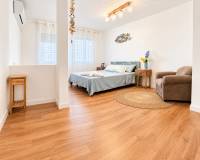 Resale - Apartment - Torrevieja - Playa Los Locos