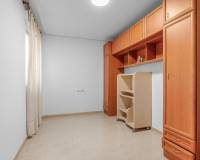 Resale - Apartment - Torrevieja - Torrevieja - Centre