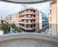 Resale - Apartment - Torrevieja - Torrevieja - Centre