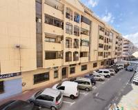 Resale - Apartment - Torrevieja - Torrevieja - Centre