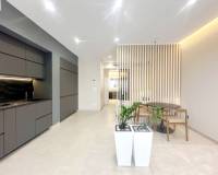 Resale - Apartment - Torrevieja - Torrevieja - Centre