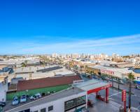 Resale - Apartment - Torrevieja - Torrevieja - Centre