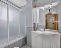 Resale - Apartment - Torrevieja - Torrevieja - Centre