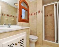 Resale - Apartment - Villamartin - PAU 8