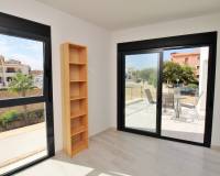 Resale - Apartment - Villamartin - PAU 8