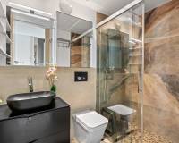 Resale - Apartment - Villamartín