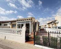 Resale - Bungalow - Orihuela Costa - La Zenia