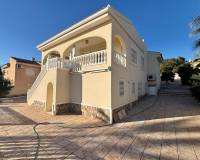Resale - Detached House / Villa - Ciudad Quesada - La Fiesta