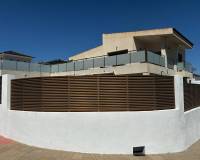 Resale - Detached House / Villa - Cox