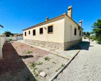 Resale - Detached Villa - Catral
