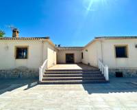 Resale - Detached Villa - Catral
