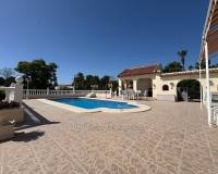 Resale - Detached Villa - Catral