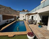 Resale - Detached Villa - Cox - Cox - Country