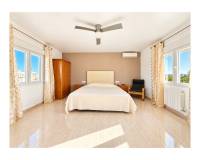 Resale - Detached Villa - La Marina - La Marina - Urbanization