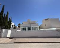 Resale - Detached Villa - Orihuela Costa - Mil Palmeras