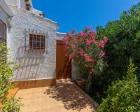 Resale - Detached Villa - Orihuela Costa - Punta Prima