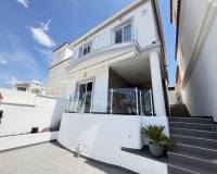 Resale - Detached Villa - Orihuela Costa - Villamartin