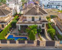 Resale - Detached Villa - Torrevieja - La Veleta
