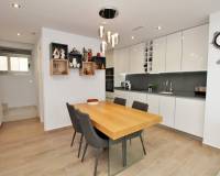 Resale - Detached Villa - Villamartin