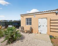 Resale - Finca - Albatera