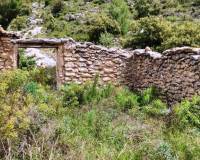 Resale - Finca - Benasau