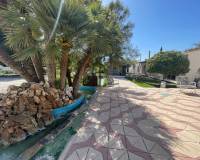 Resale - Finca / Country Property - Elda