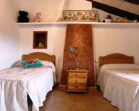 Resale - Finca - Torremanzanas