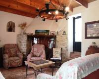 Resale - Finca - Torremanzanas