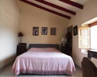 Resale - Finca - Torremanzanas