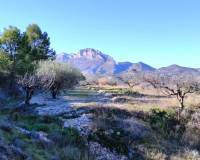 Resale - Plots and Land - Planes